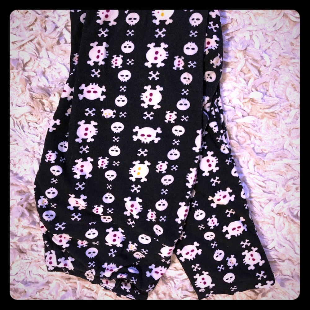 Skull 💀 lularoe os leggings